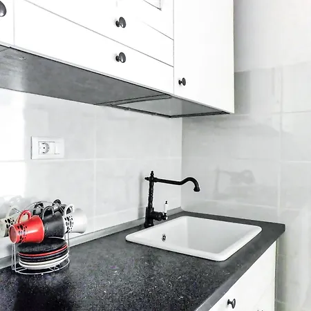 Apartamento With Terrace And Free Parking - Nearby *