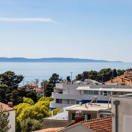 Apartamento With Terrace And Free Parking - Nearby